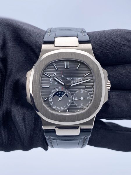 Patek Philippe Nautilus 5712G-001